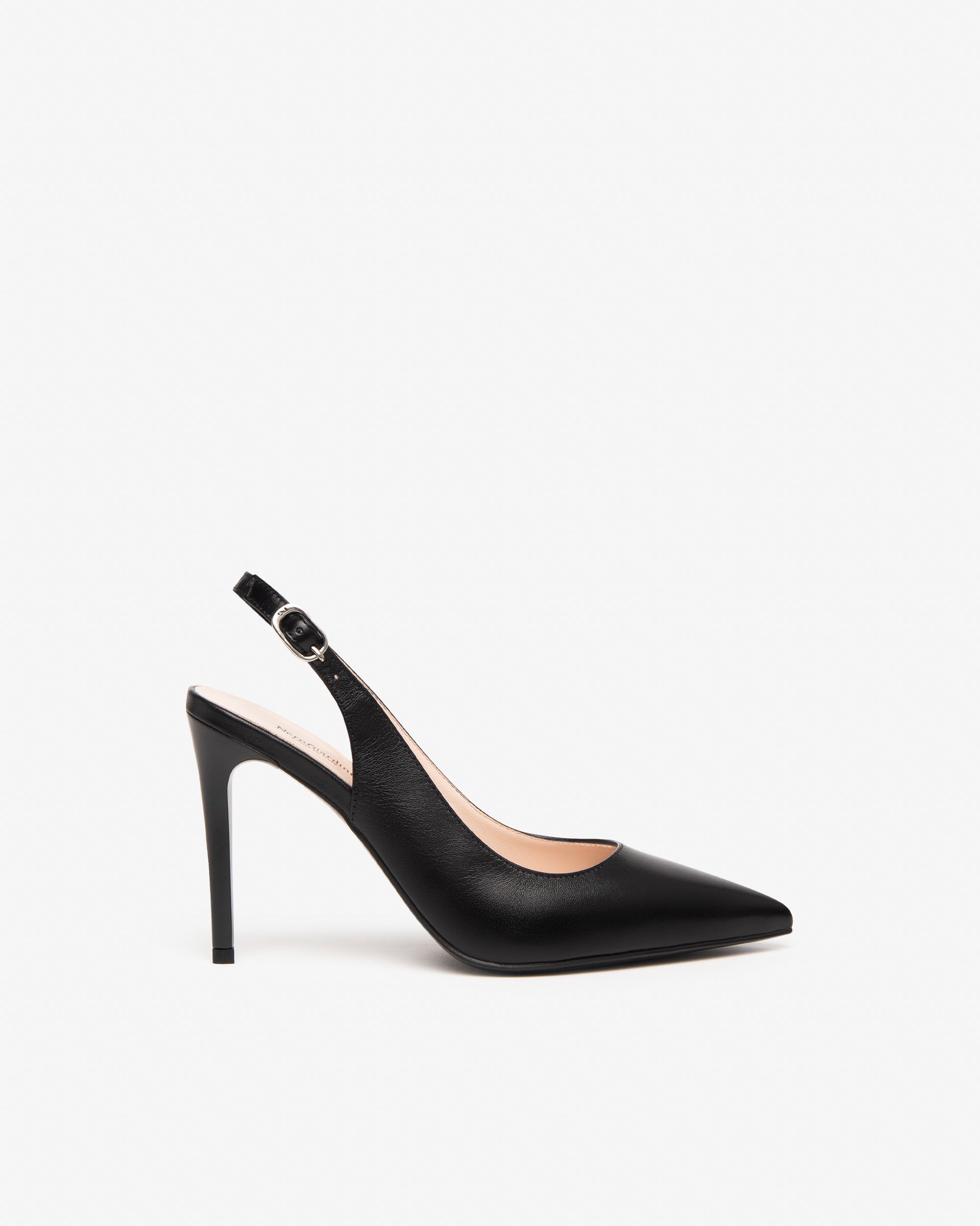  Damen-Pumps aus Leder