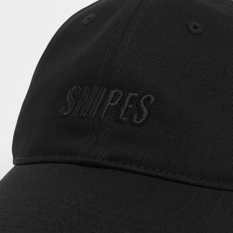 Cappellino da baseball con cinturino a contrasto e logo inclinato.