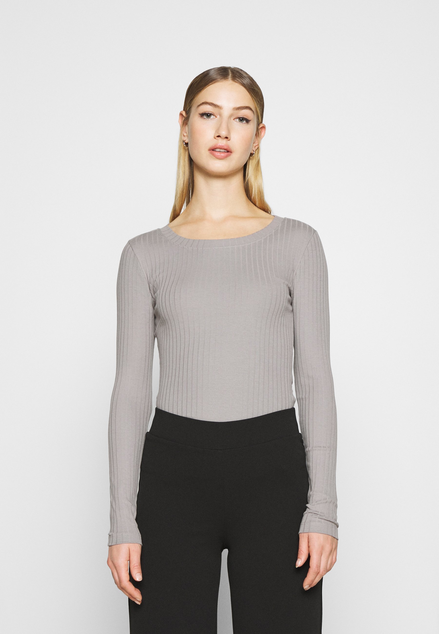 Even&Odd top met lange mouwen - grijs
