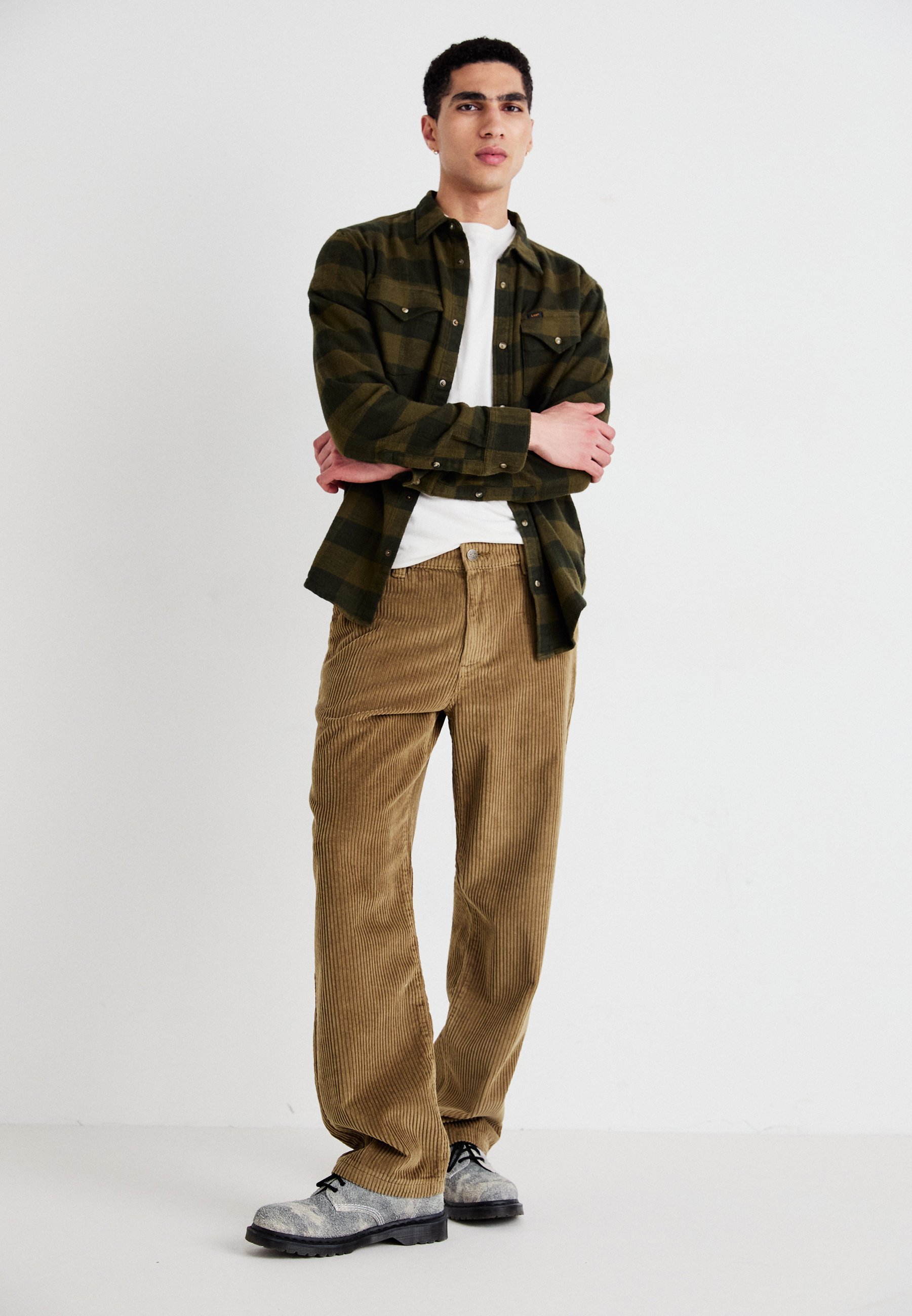 Lee LOOSE WORKWEAR - Broek - donker kaki