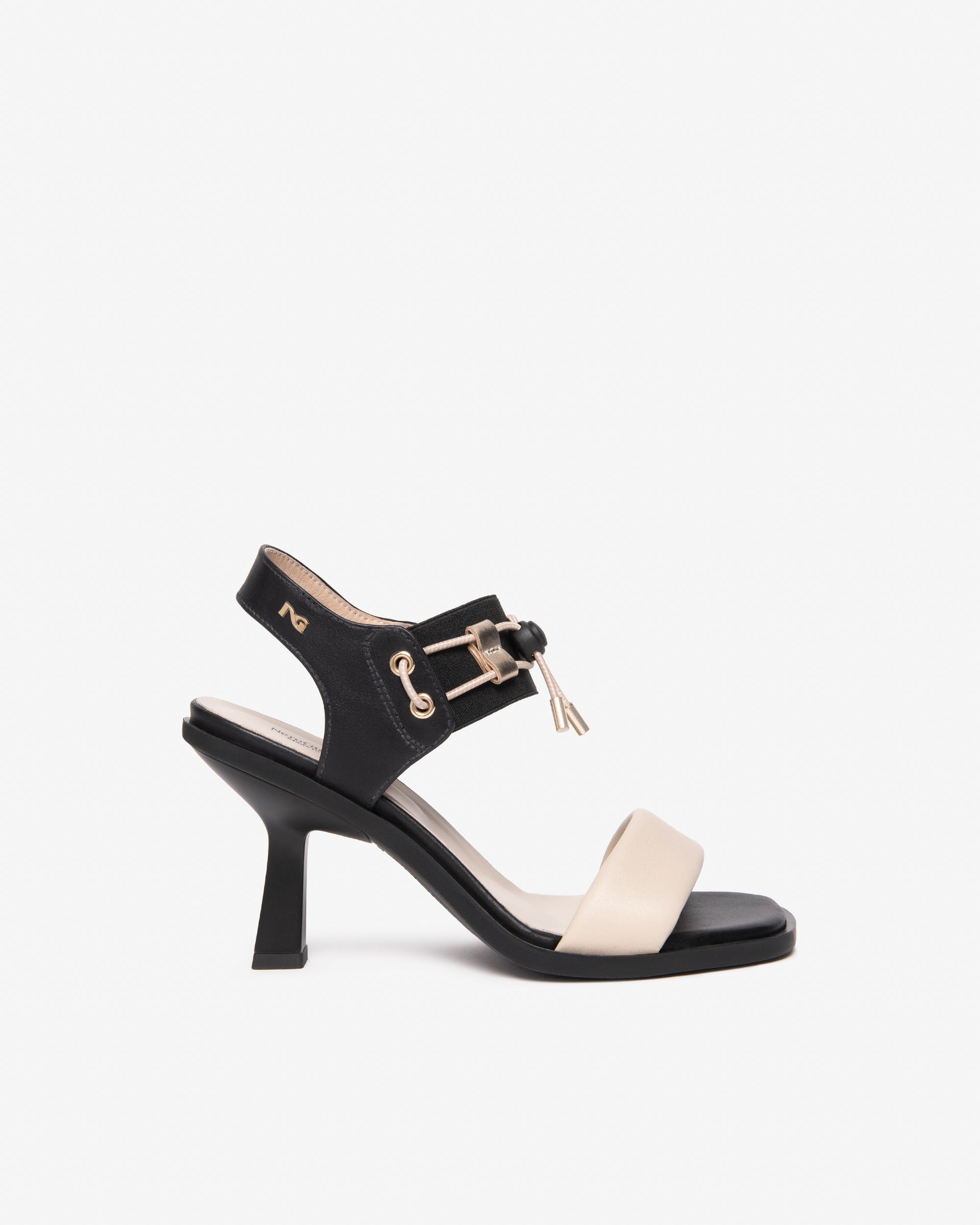  Damensandalen aus Leder und technischen Materialien