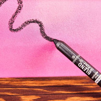 Essence Blend & Line sjenilo u stiku 1,8 g