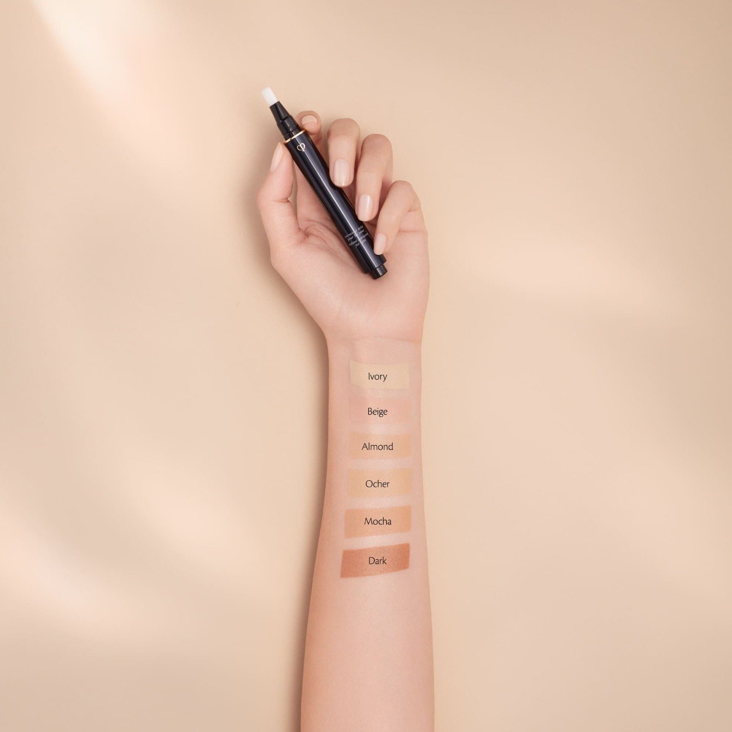 Clé de Peau Beauté Concealer Radiant Corrector akims - 2,2ml