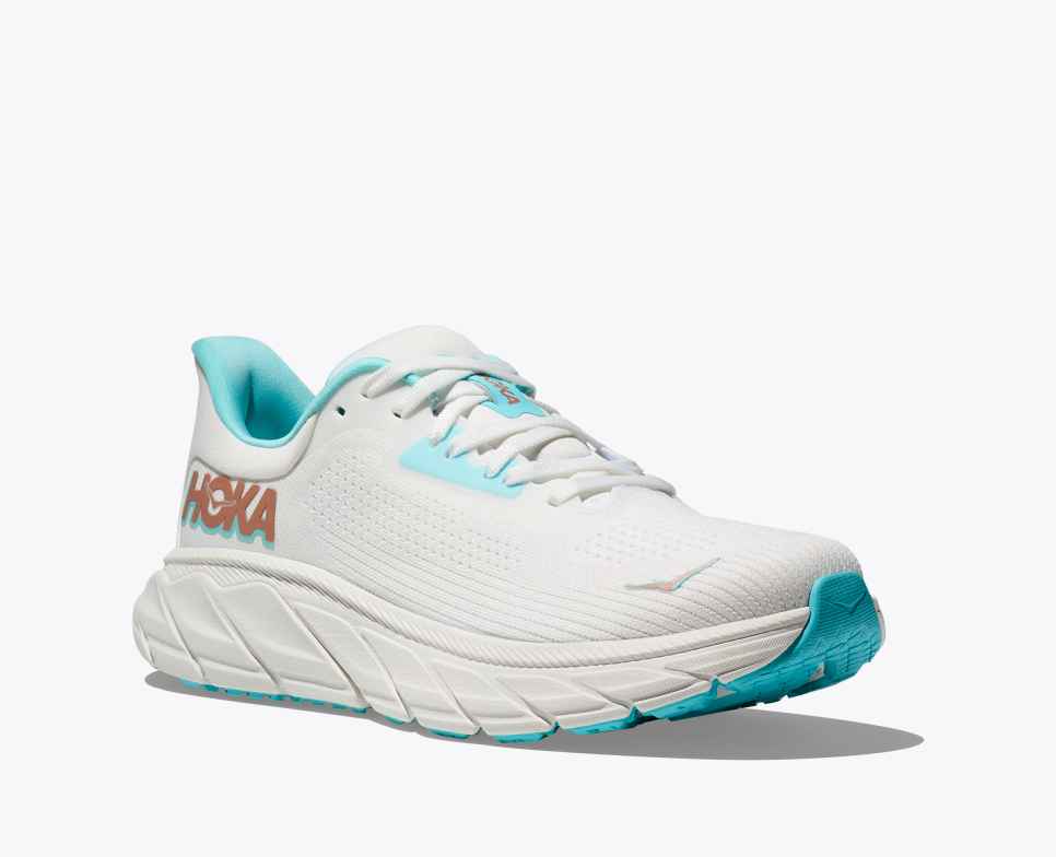 HOKA Arahi 7 Frost / Or rose
