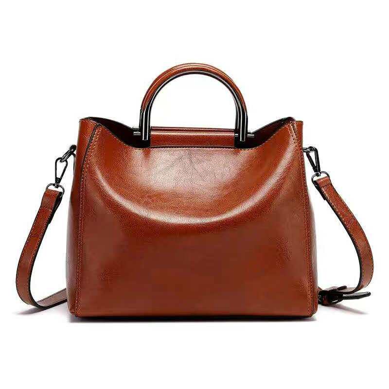 Sac bandoulière femme en cuir PU tendance, souple et de haute qualité, grand format, avec anse.
