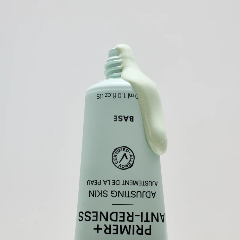 GOSH COPENHAGEN Primer Plus + база за шминку која смањује црвенило