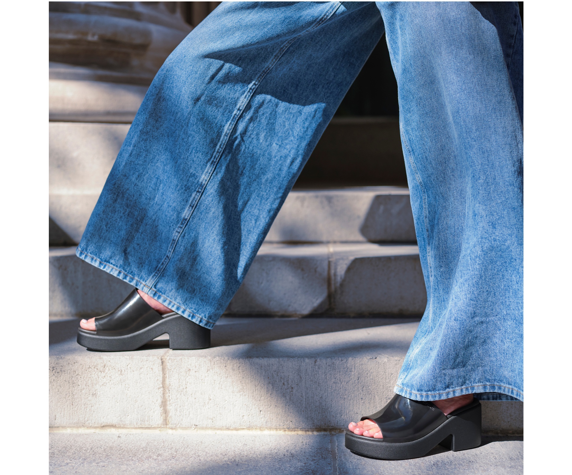 Brooklyn Slide High Shine Heel - Sandal
