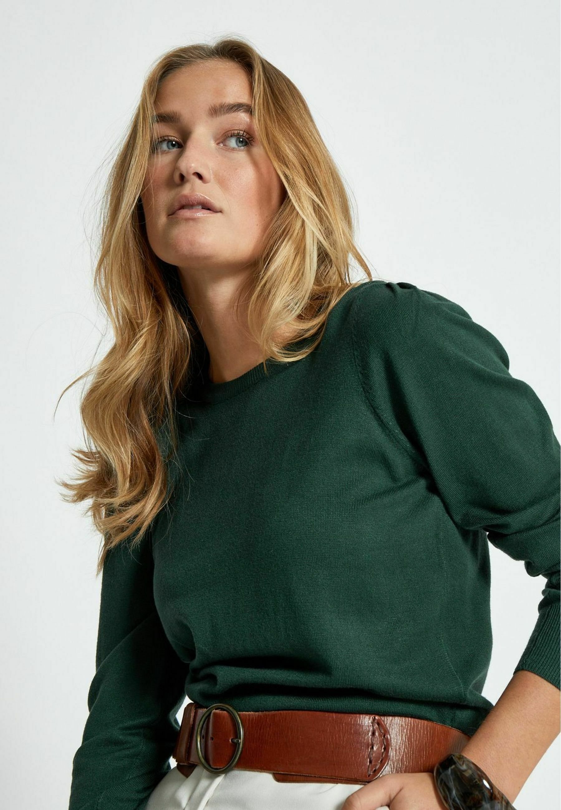 PEPPERCORN TANA PUFF - Maglione - 4112 verde giungla