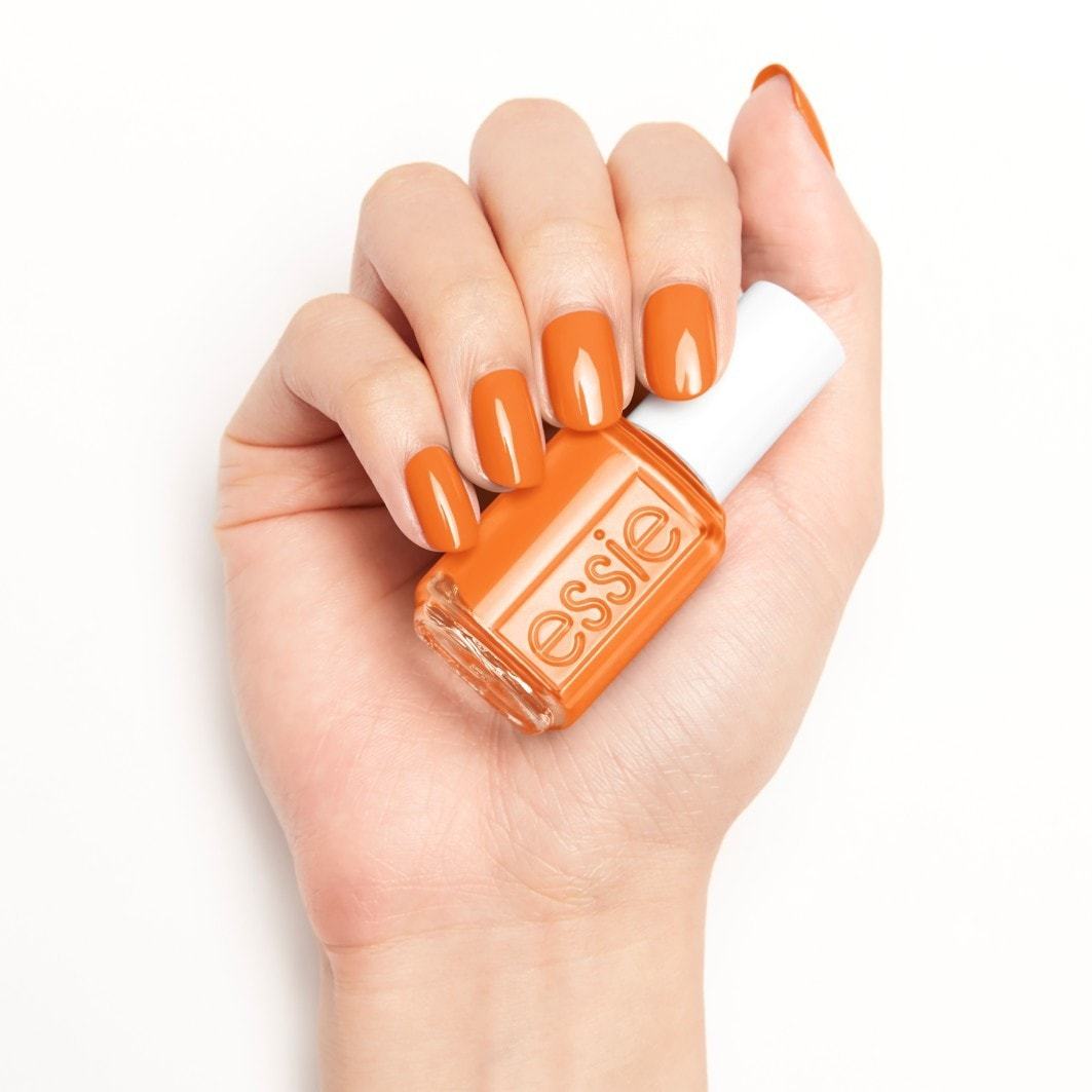 essie nagu laka 