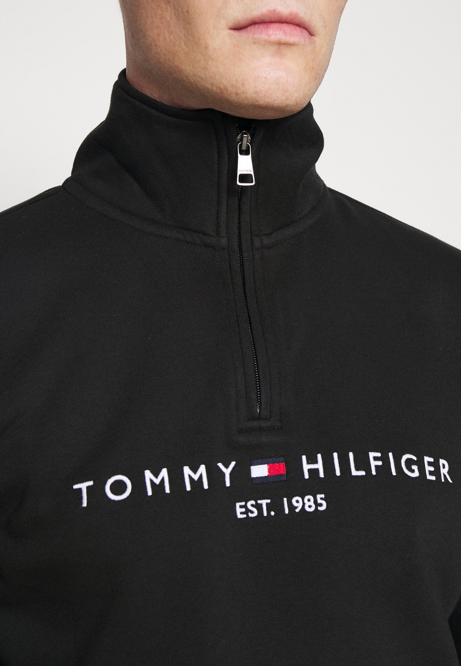 Tommy Hilfiger LOGO MOCK NECK - Sweatshirt - zwart