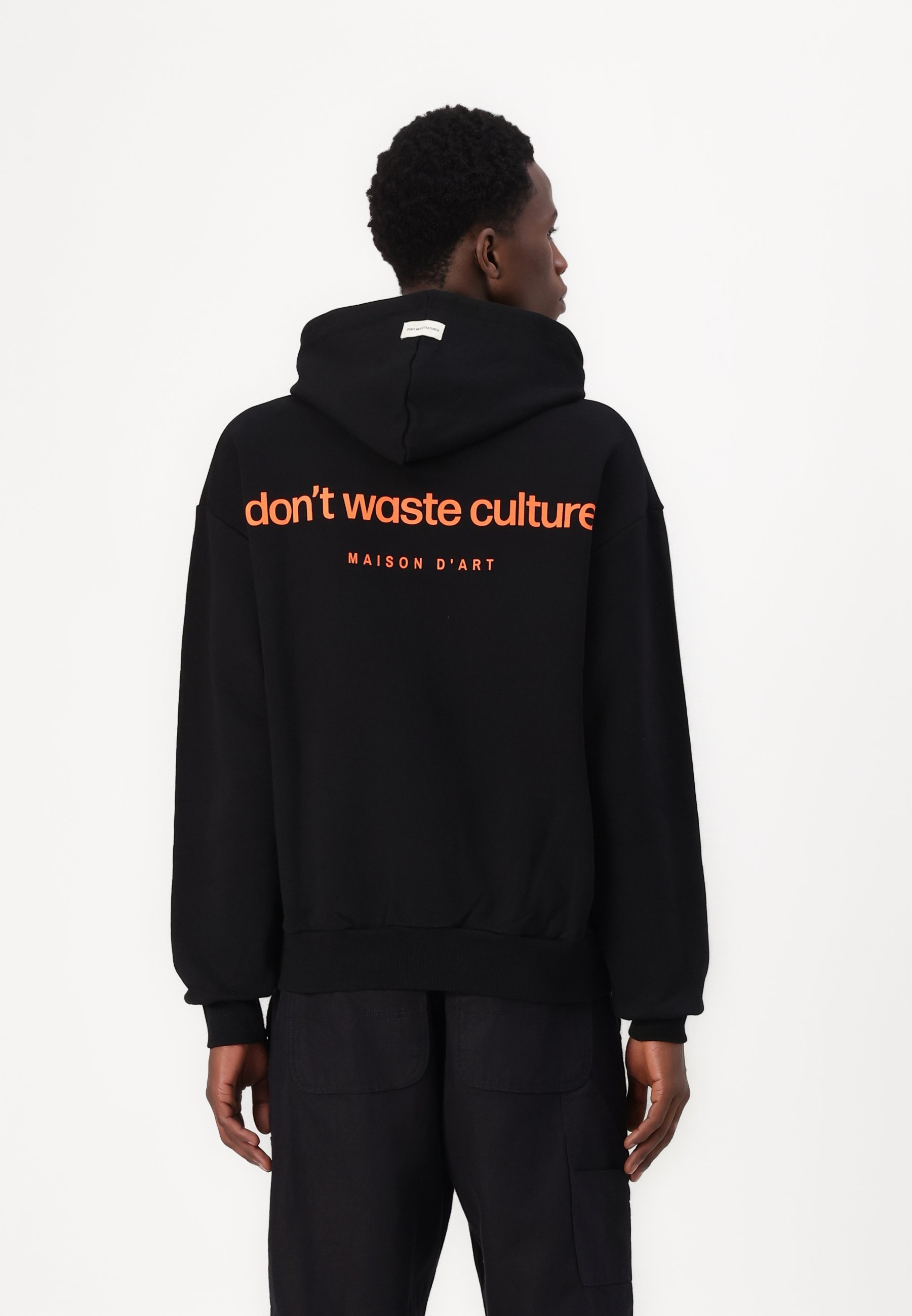 Verspil geen cultuur-sweatshirts