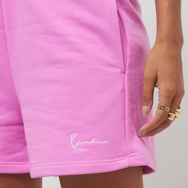 Kleine Signature-Shorts