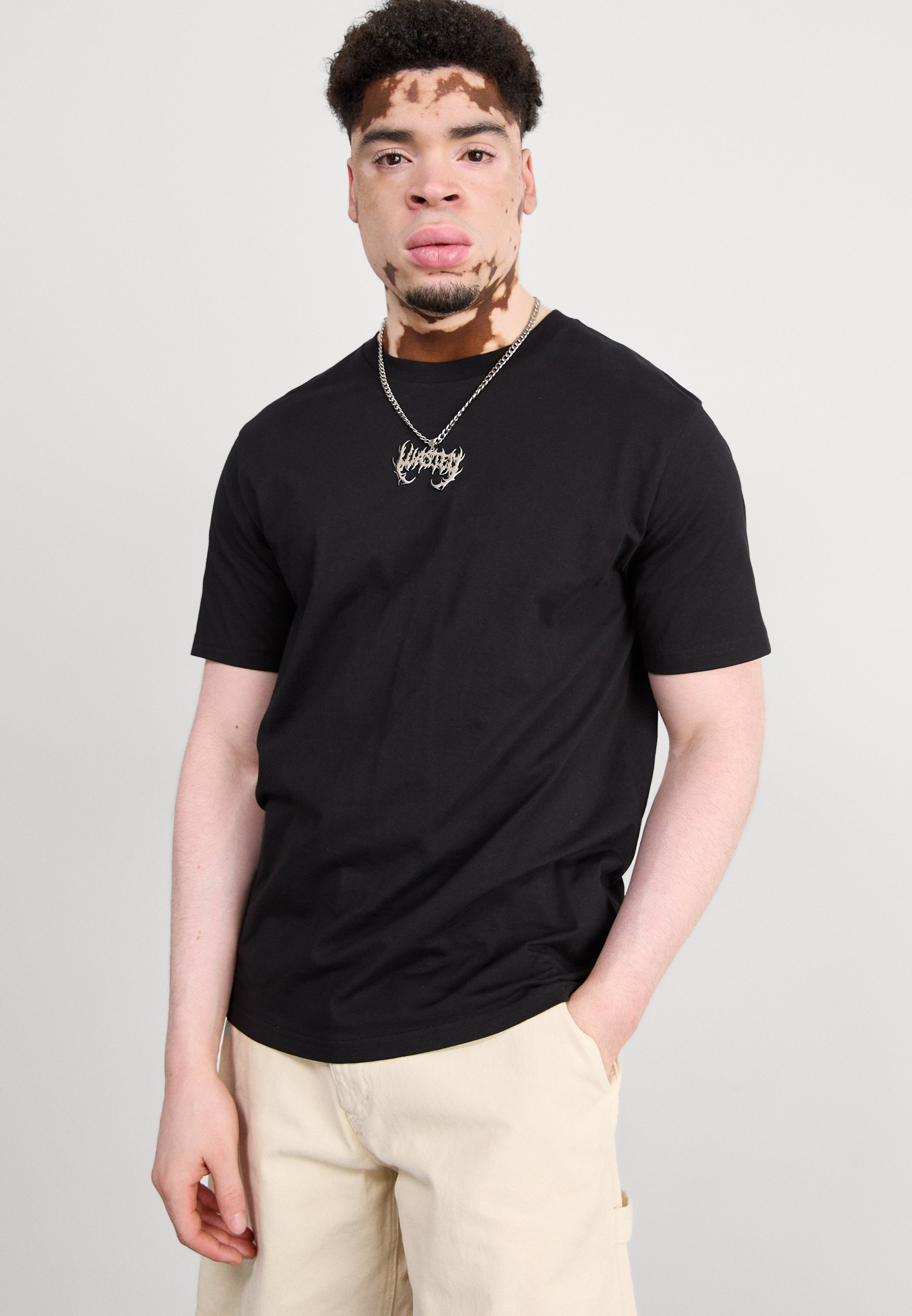 Carhartt WIP Basic T-shirts