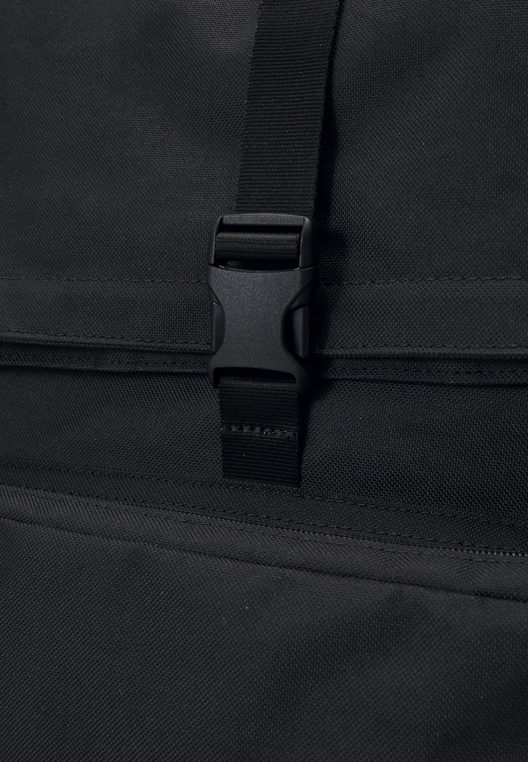 LEVI'S® PACK ROLL TOP UNISEX - Batoh - black