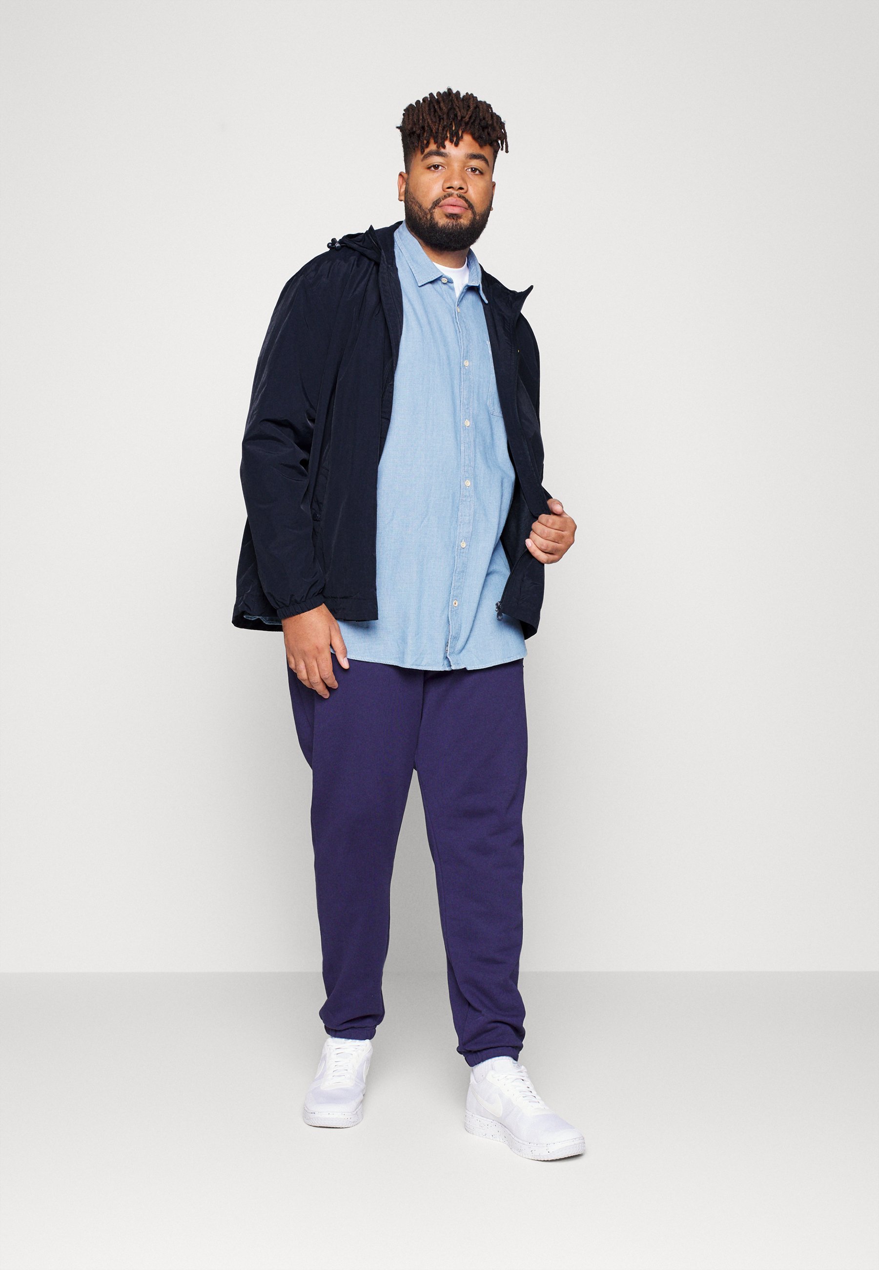 Lyle & Scott ZIP THROUGH HOODED JACKET - Letní bunda - black