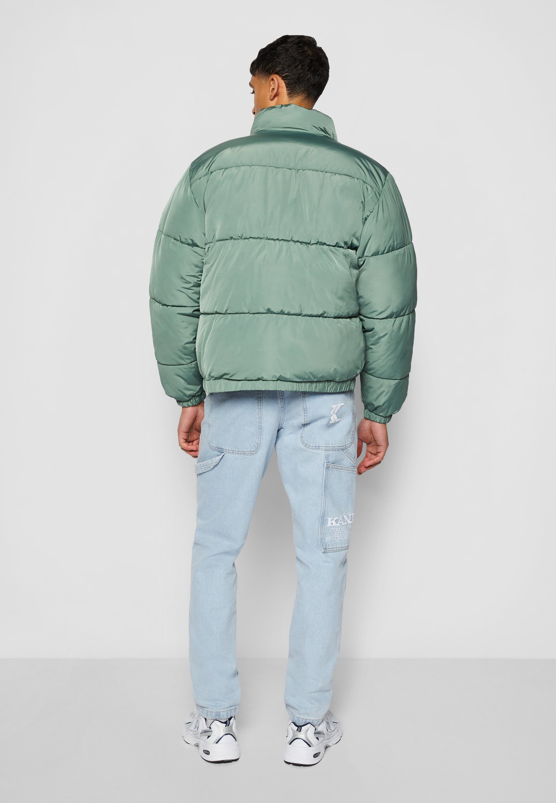 CHEST SIGNATURE PUFFER - Zimní bunda - black