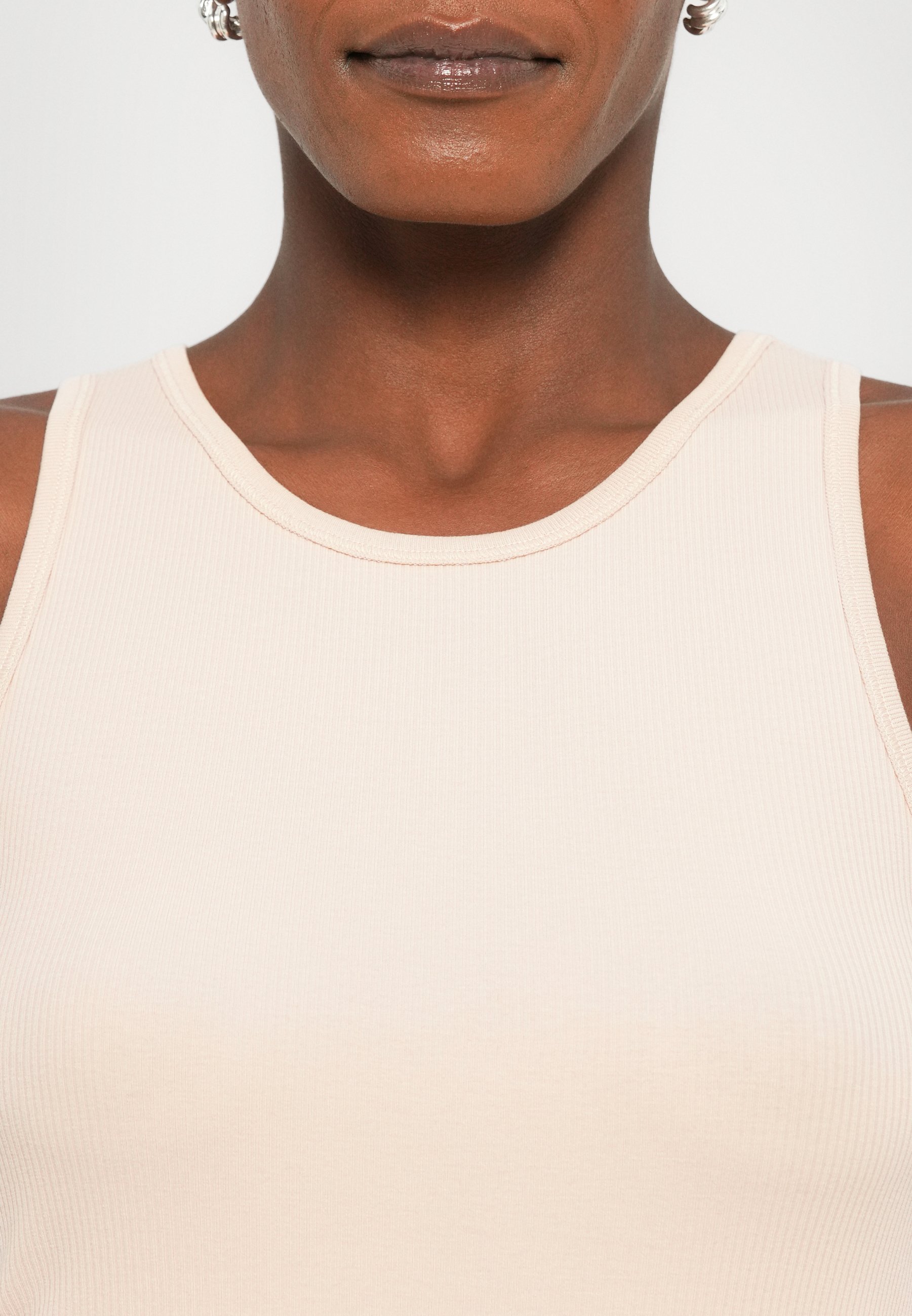 Filippa K FINE TANK - Top - rosa cipria