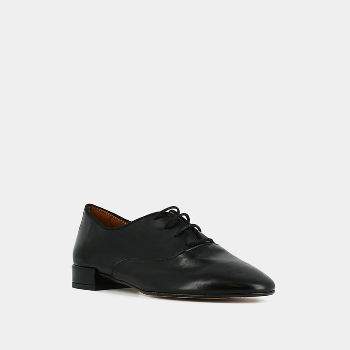 Derbies à talons plats  en cuir noir