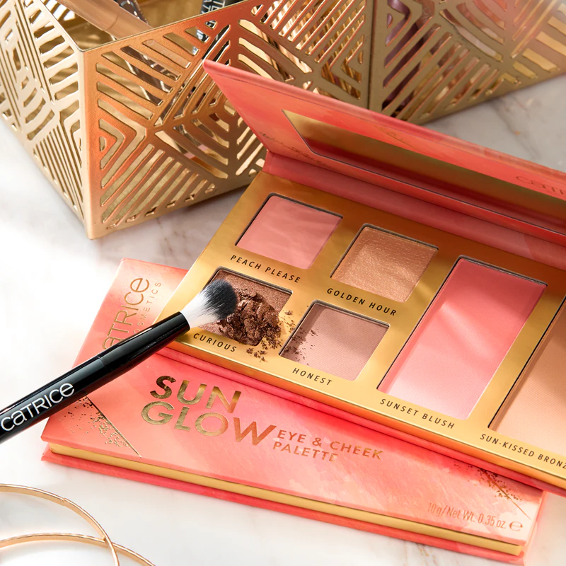 Catrice Sun Glow multifunkční paleta na obličej a oční okolí