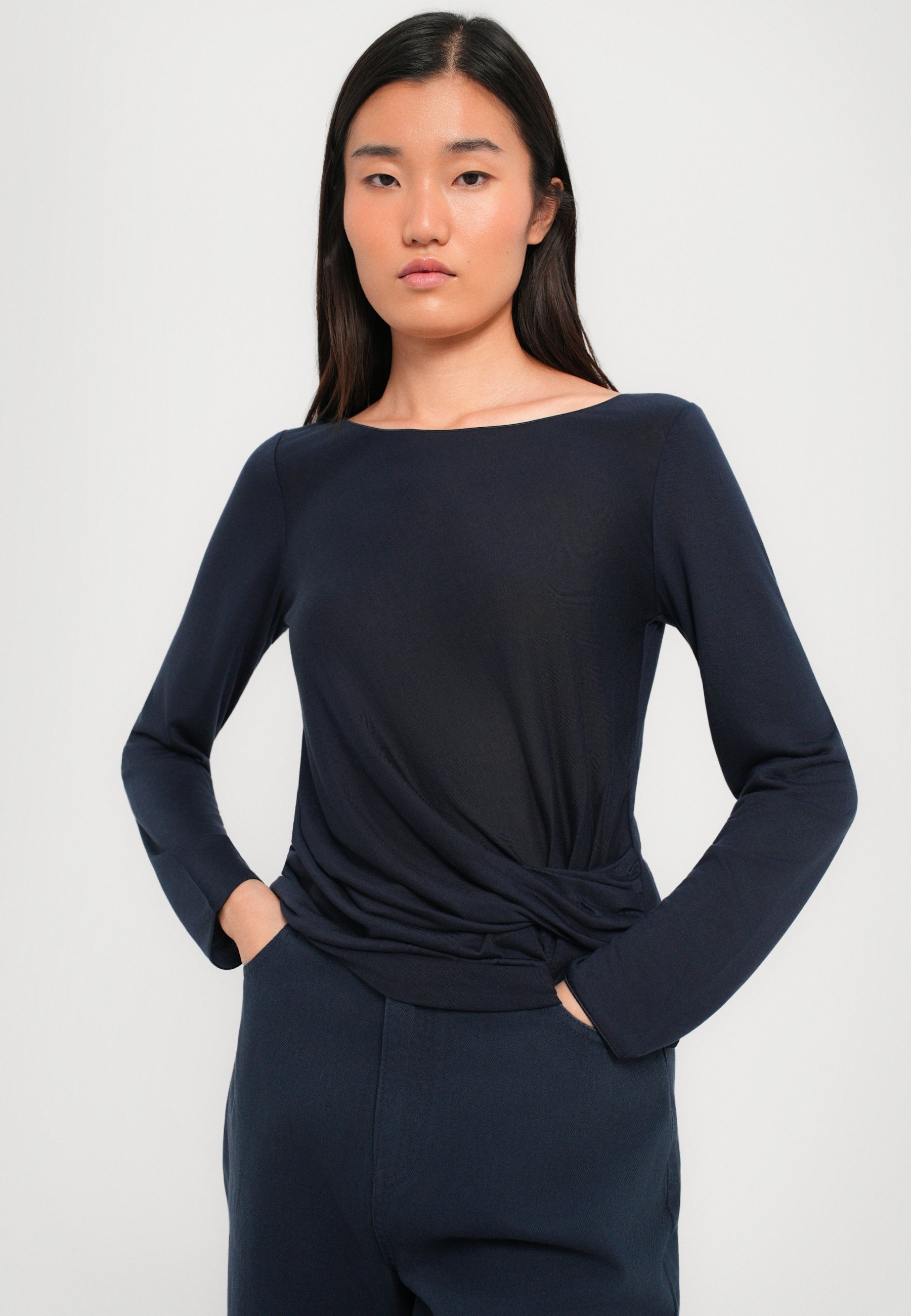 Haut à manches longues Emporio Armani - bleu marine