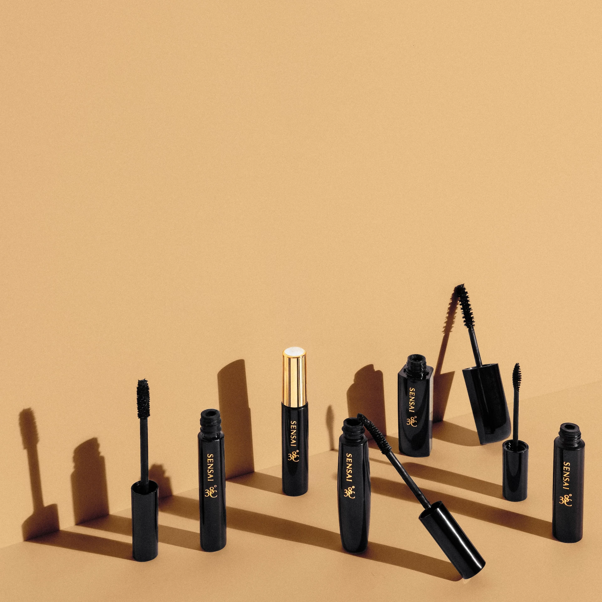 38ºC Mascara Black 01 - SENSAI