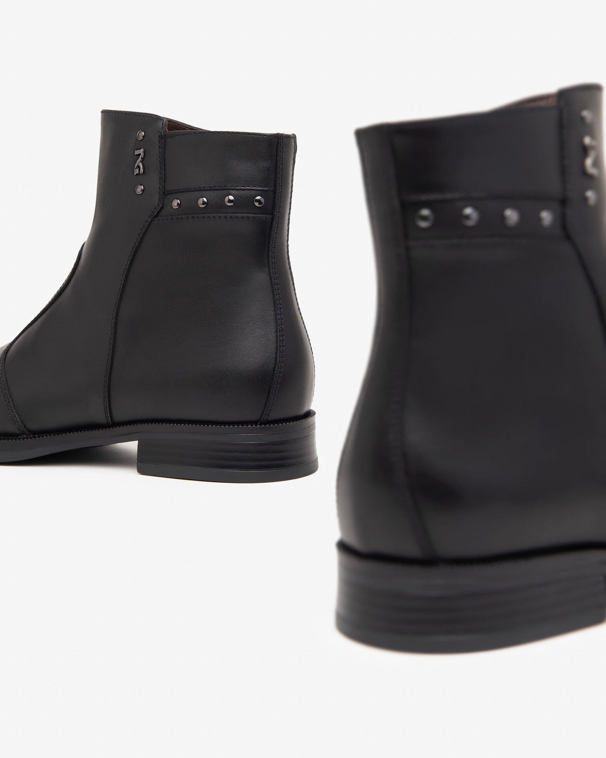  Damen-Ankle-Boots aus Leder