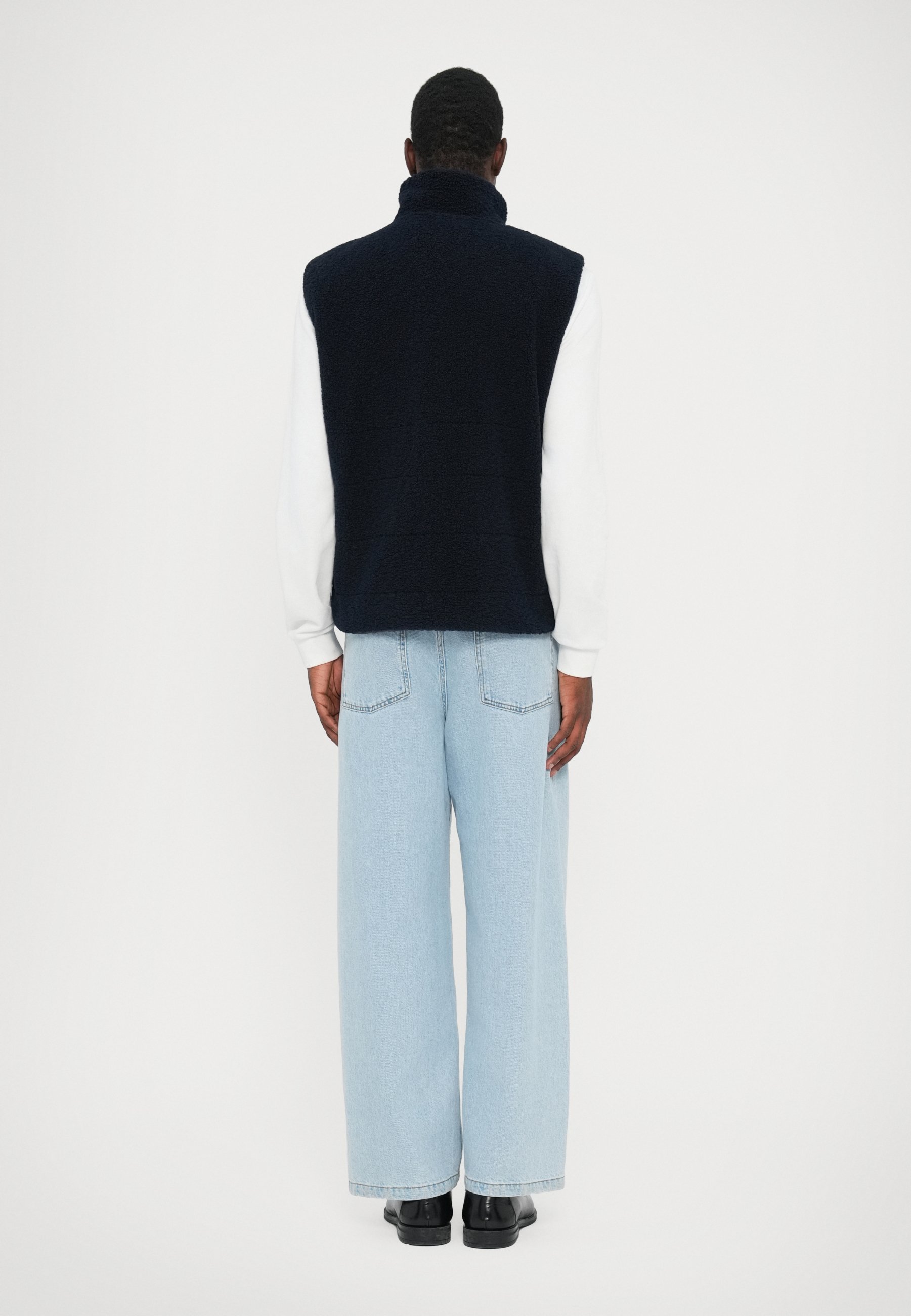 EA7 Emporio Armani VEST OMKEERBAAR - Gilet - blauw