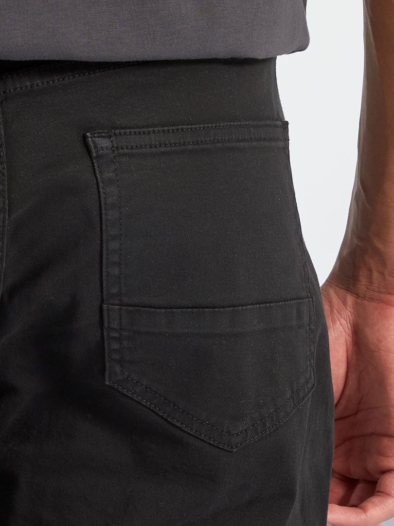 Calça Slim Fit L38 +195cm - Preta