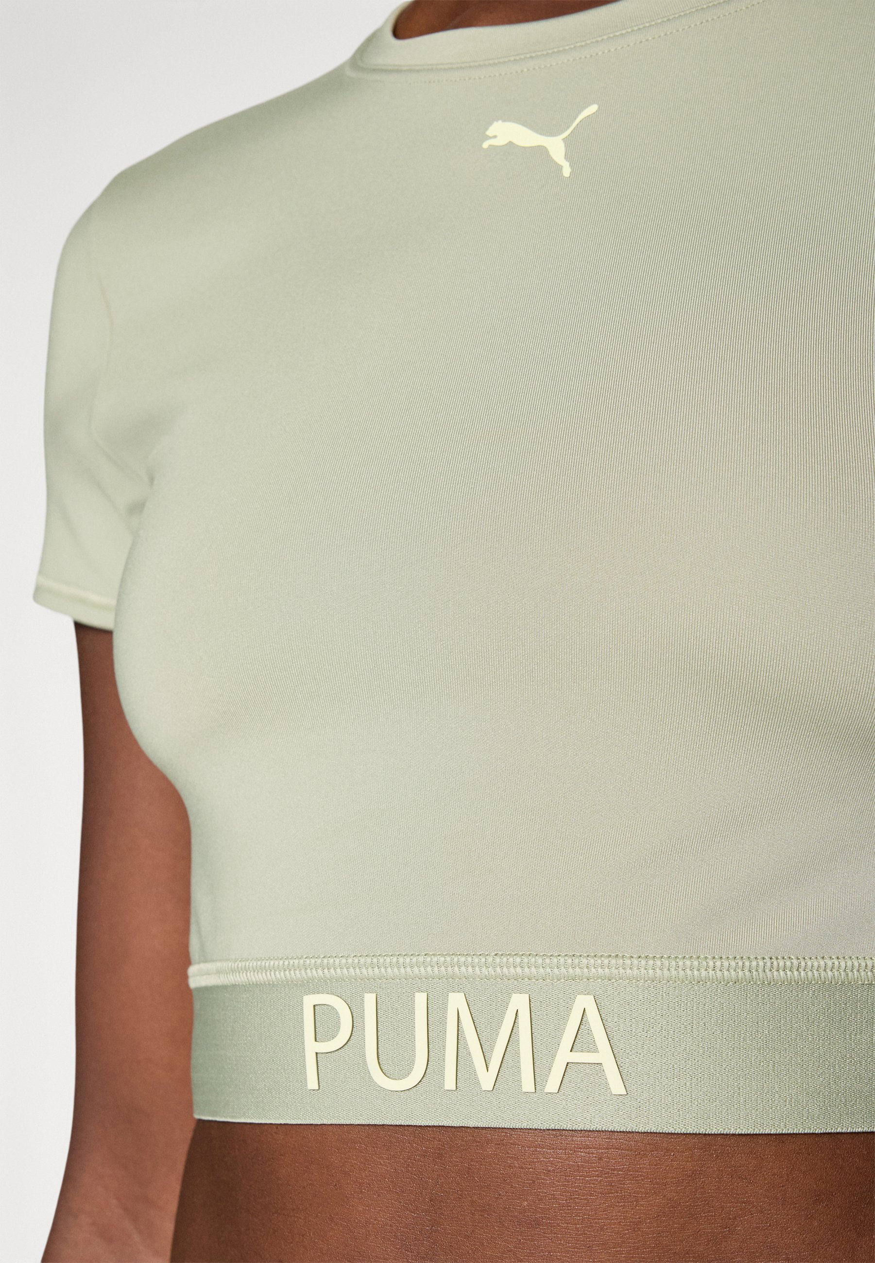Puma STRONG TEE SHORT - Sportovní tričko - black