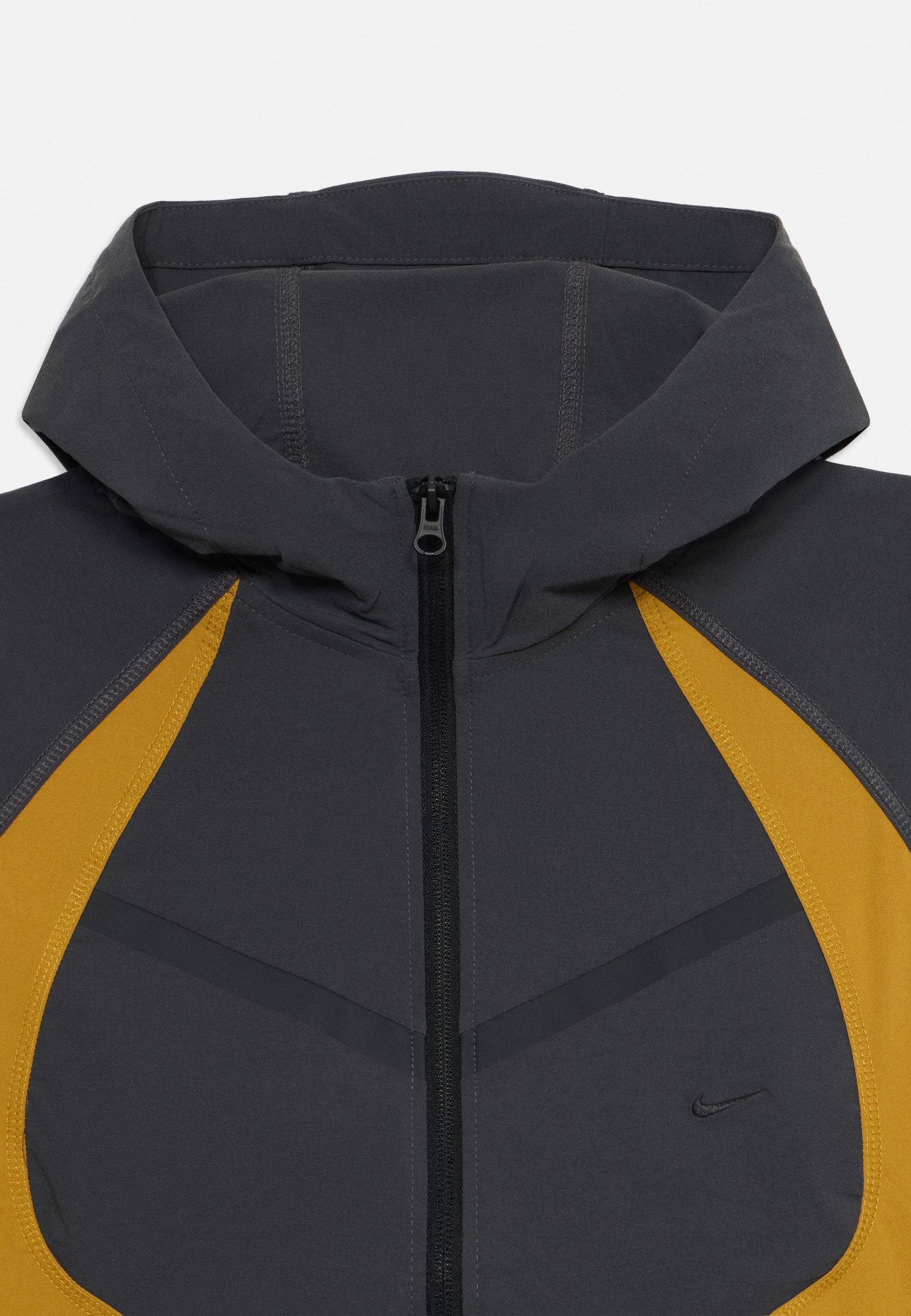 Nike Sportswear zomerjas - antraciet/oker/zwart