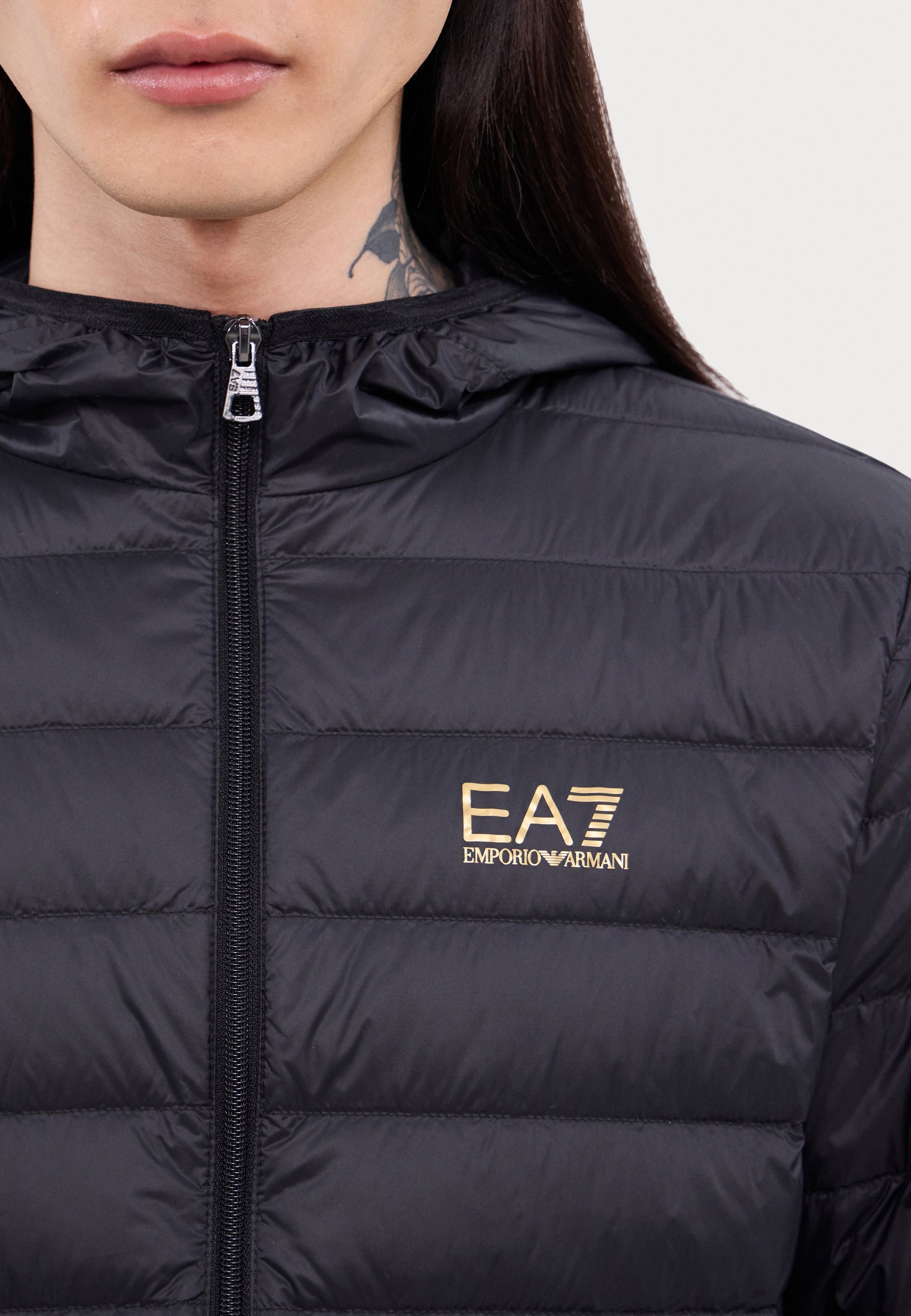 EA7 Emporio Armani TRAIN CORE LIGHT JACKET - Giacca imbottita - nera