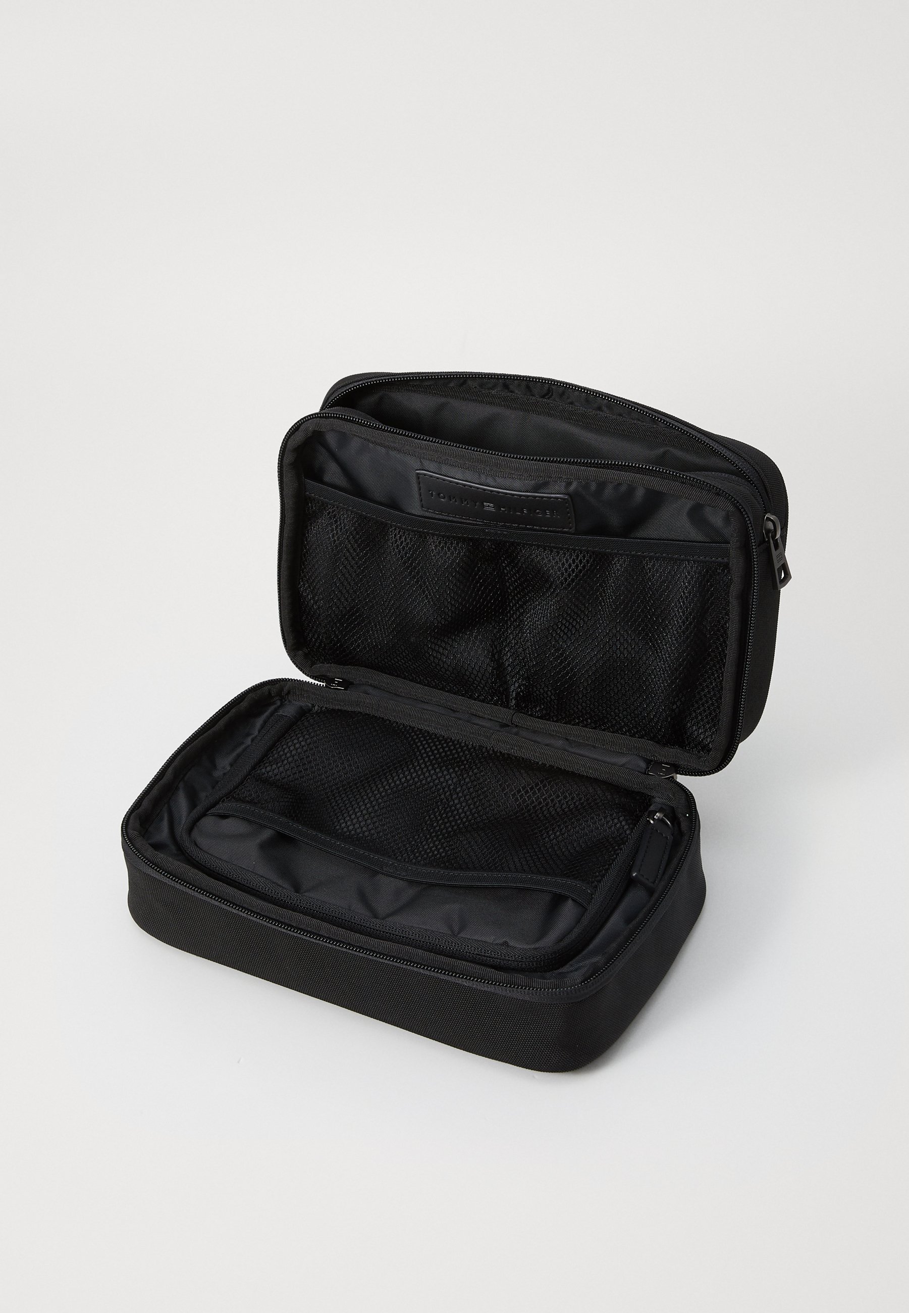 Trousse de toilette de voyage Tommy Hilfiger - Trousse de toilette - noire