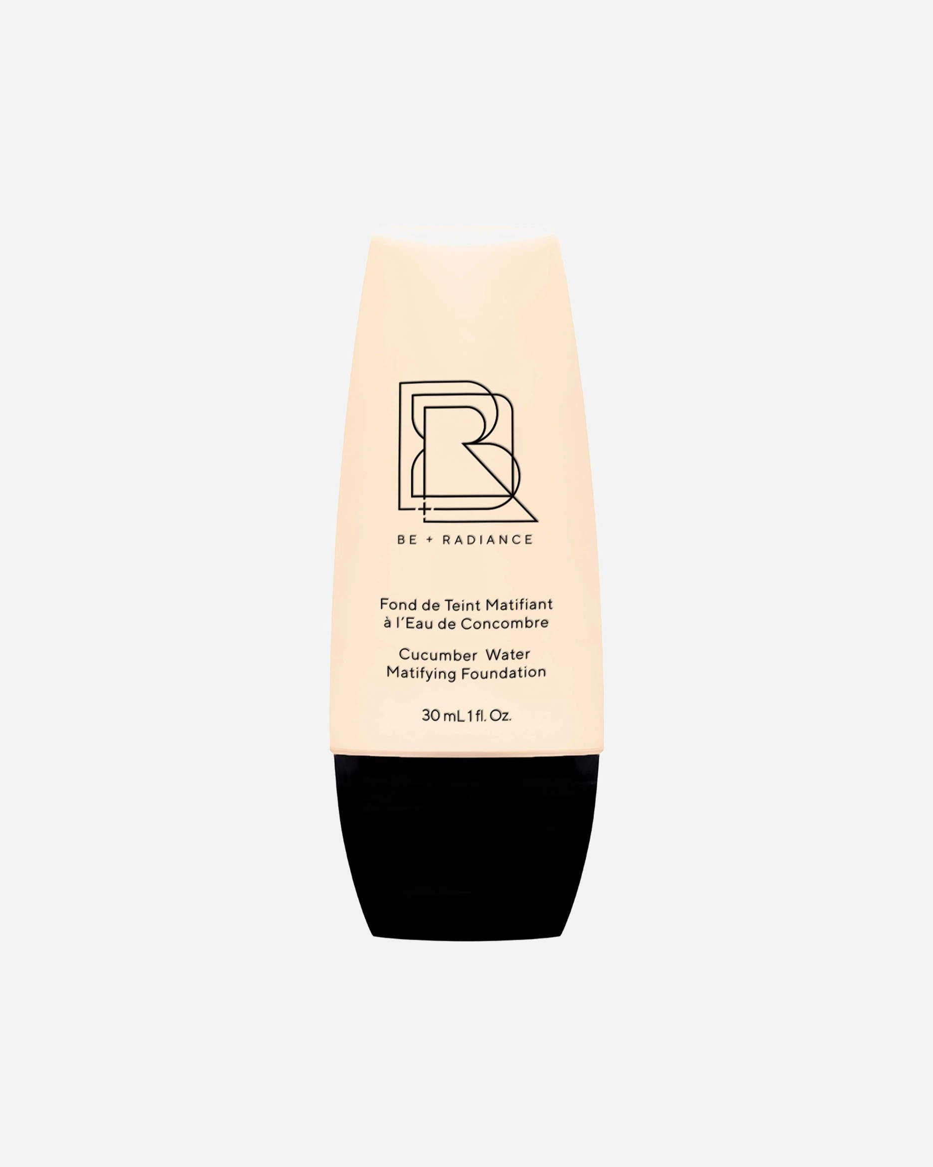 BE + Radiance Fond de Teint Matifiant à l'Eau de Concombre N°08