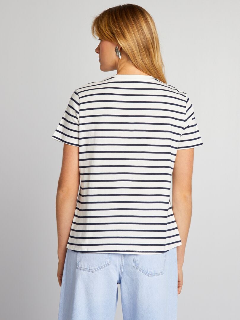Camiseta 'Corações' - BRANCA