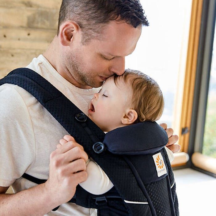 Porte-bébé Ergobaby Omni Breeze - SoftFlex Mesh : Noir Onyx