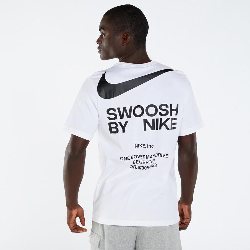  Nike Big Swoosh