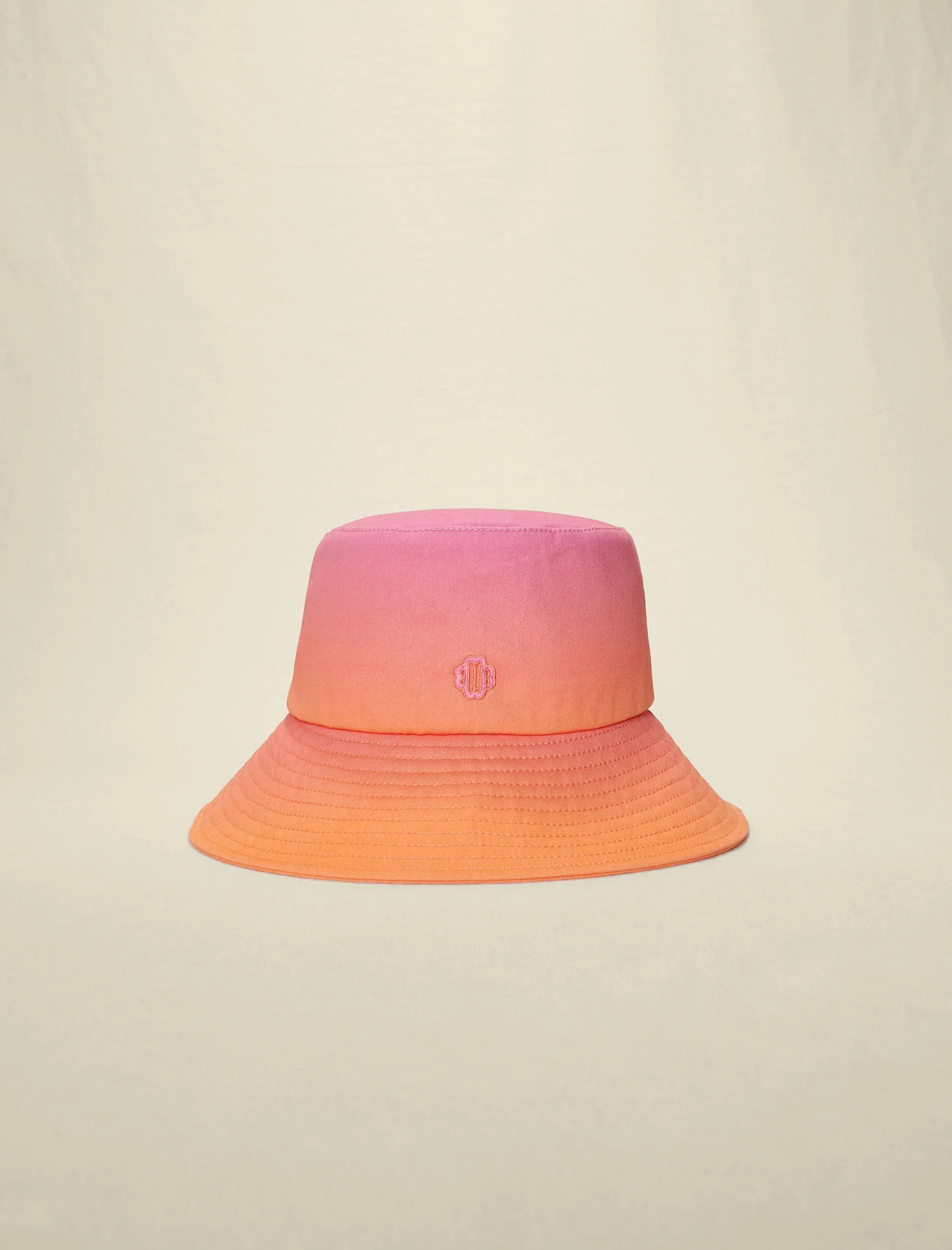 Bob gradient de culoare-roz