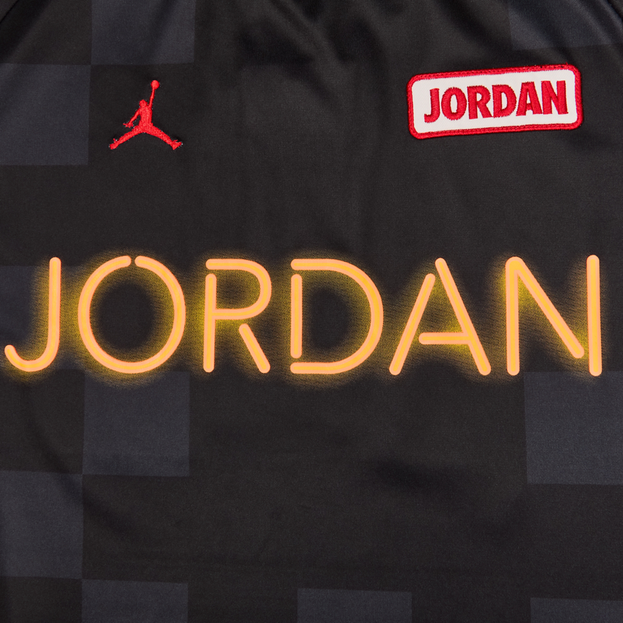 Jordan Deep Dish