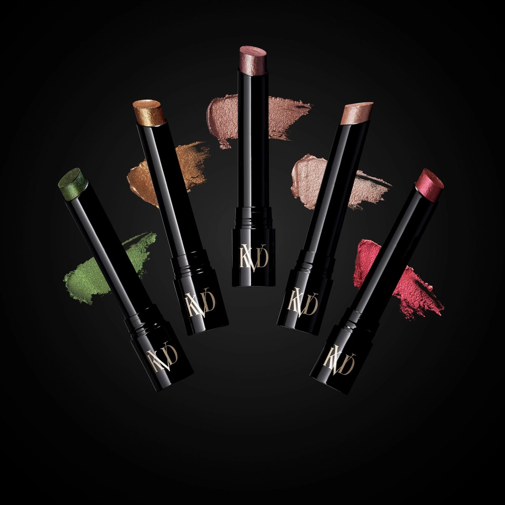 Fard de pleoape Dazzle cu stick de lungă durată Hail Surge - KVD