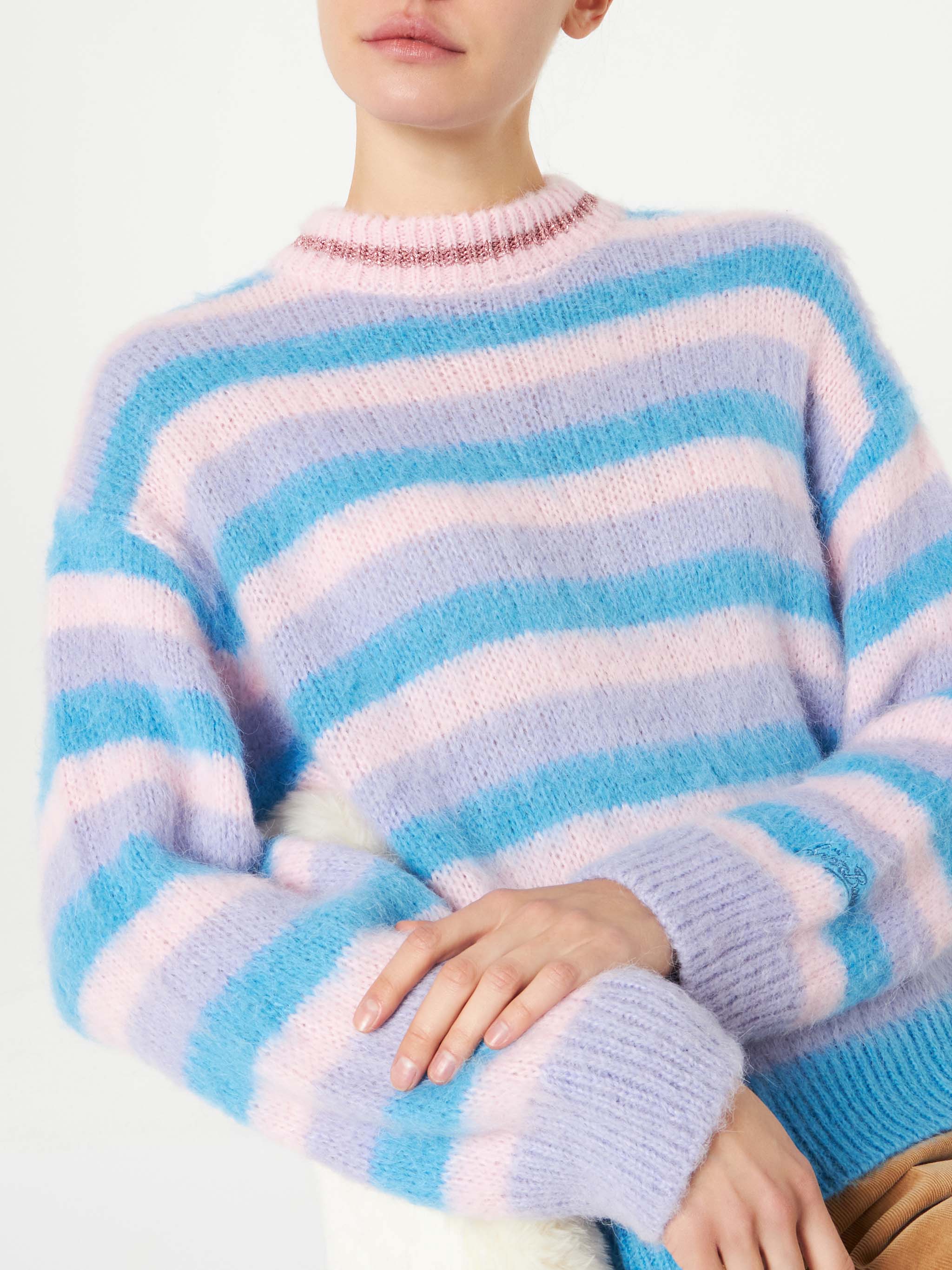 Suéter em mistura de alpaca escovada com detalhes em lurex