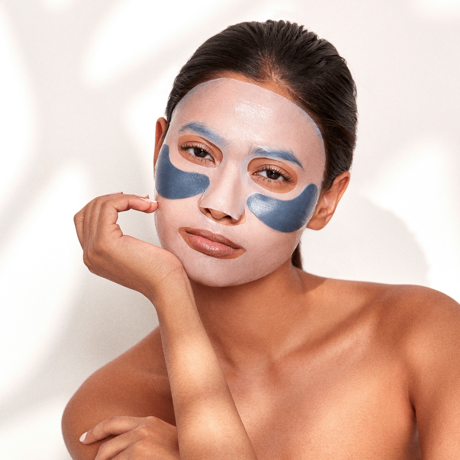 111Skin lakštinė veido kaukė Y Theorem bioceliuliozės kaukių dėžutė – 115 ml