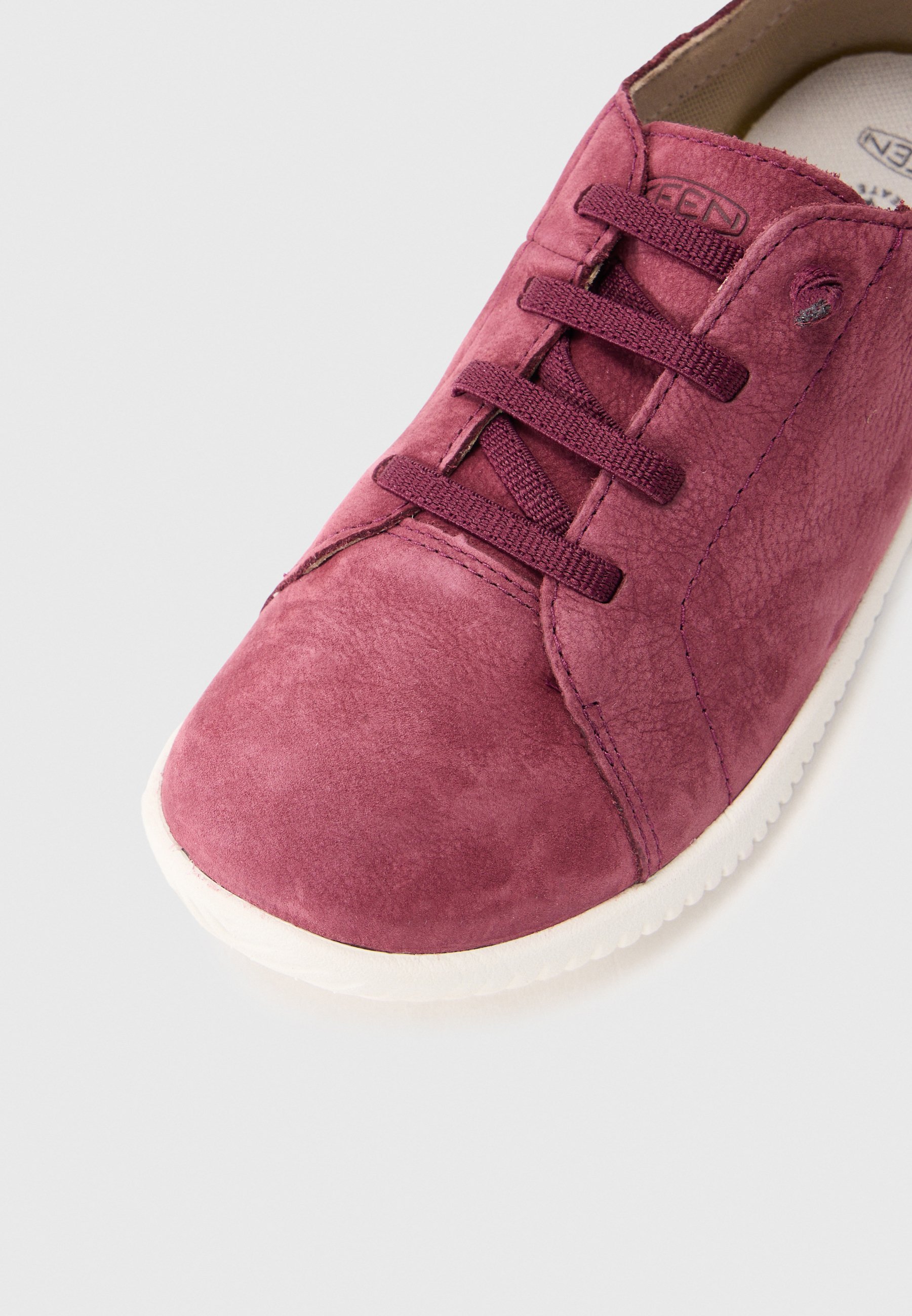 Keen UNISEX - Chaussures de randonnée - rouges