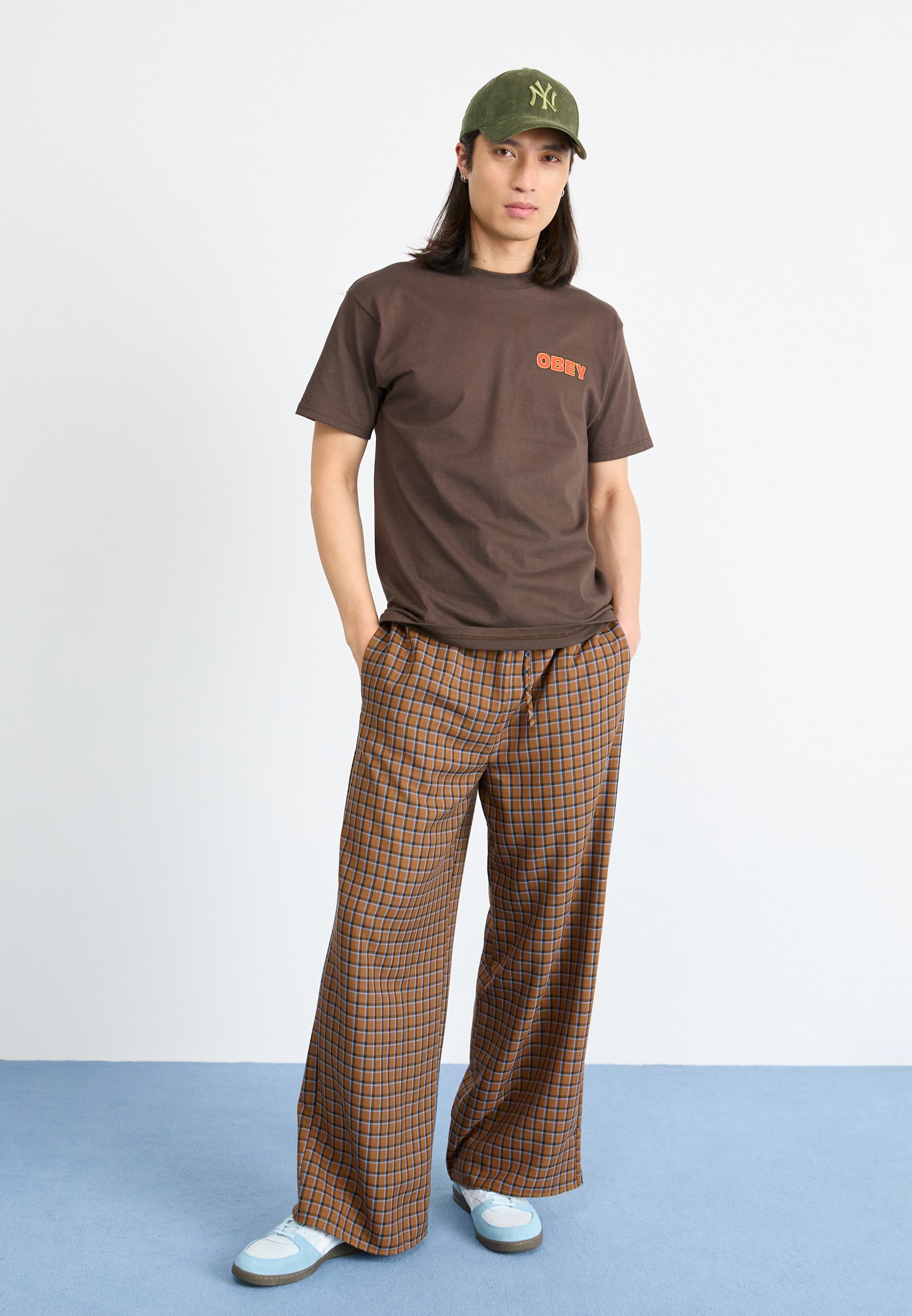 T-shirts imprimés Obey Clothing