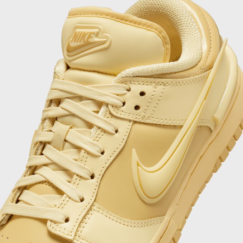 WMNS Dunk Low Twist