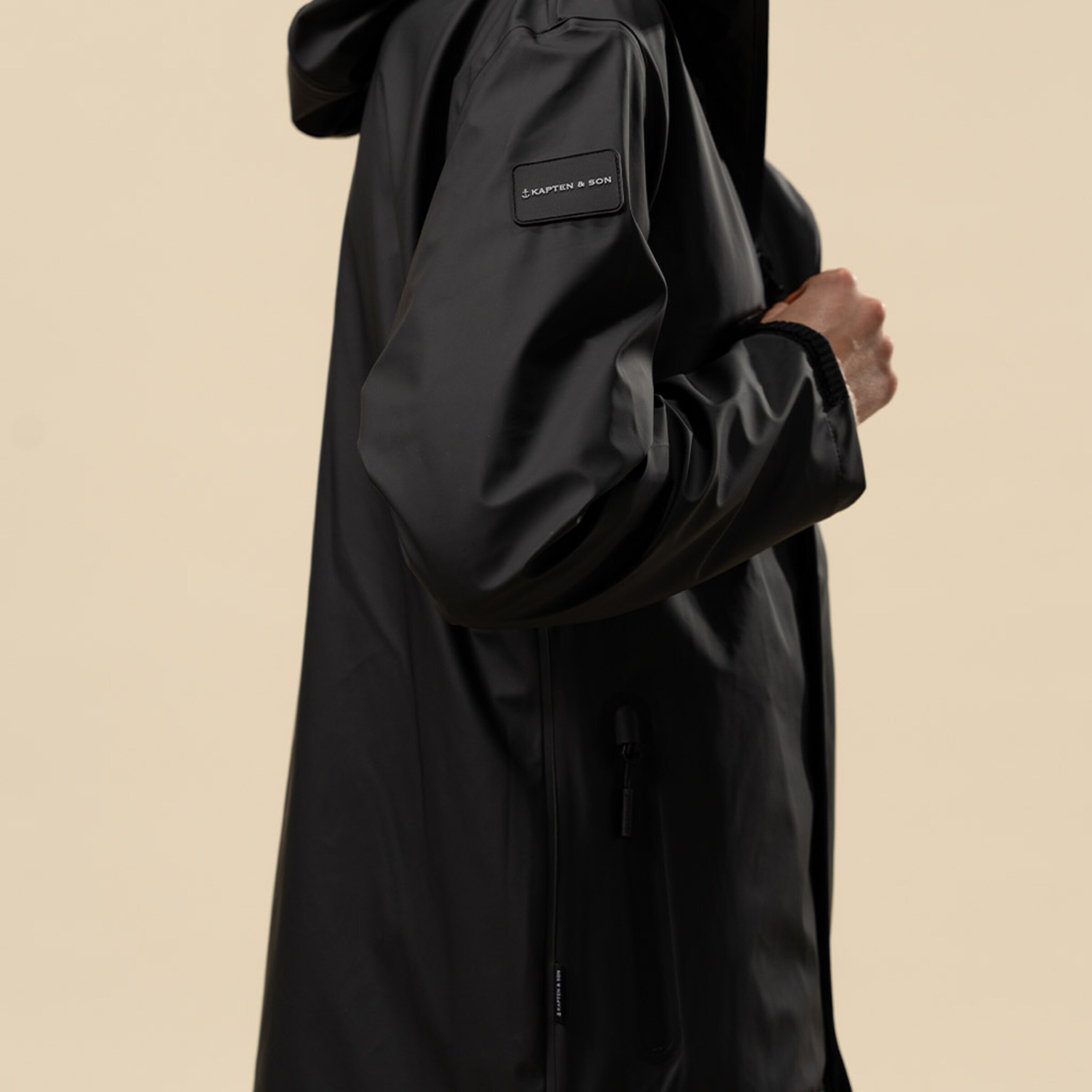 Veste imperméable courte noire de tous les jours