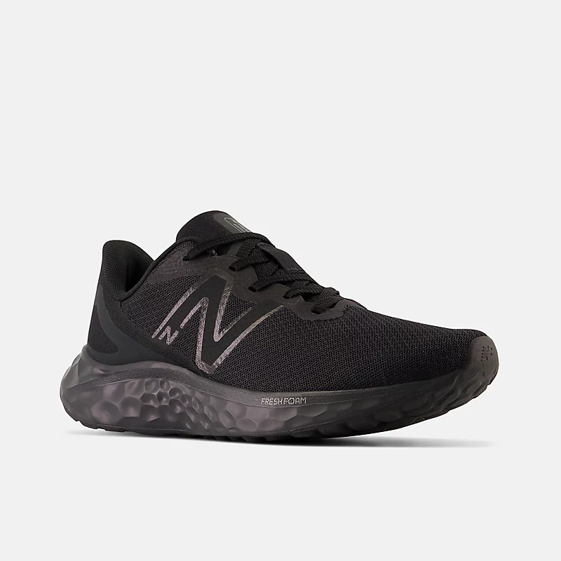 Femme Fresh Foam Arishi v4 - Czarny