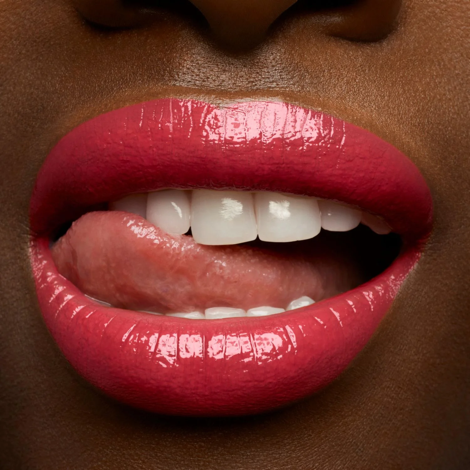 Labbra Rouge Volupté Shine - Rossetto brillante