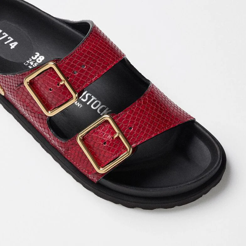 Arizona Lined 1774 Red