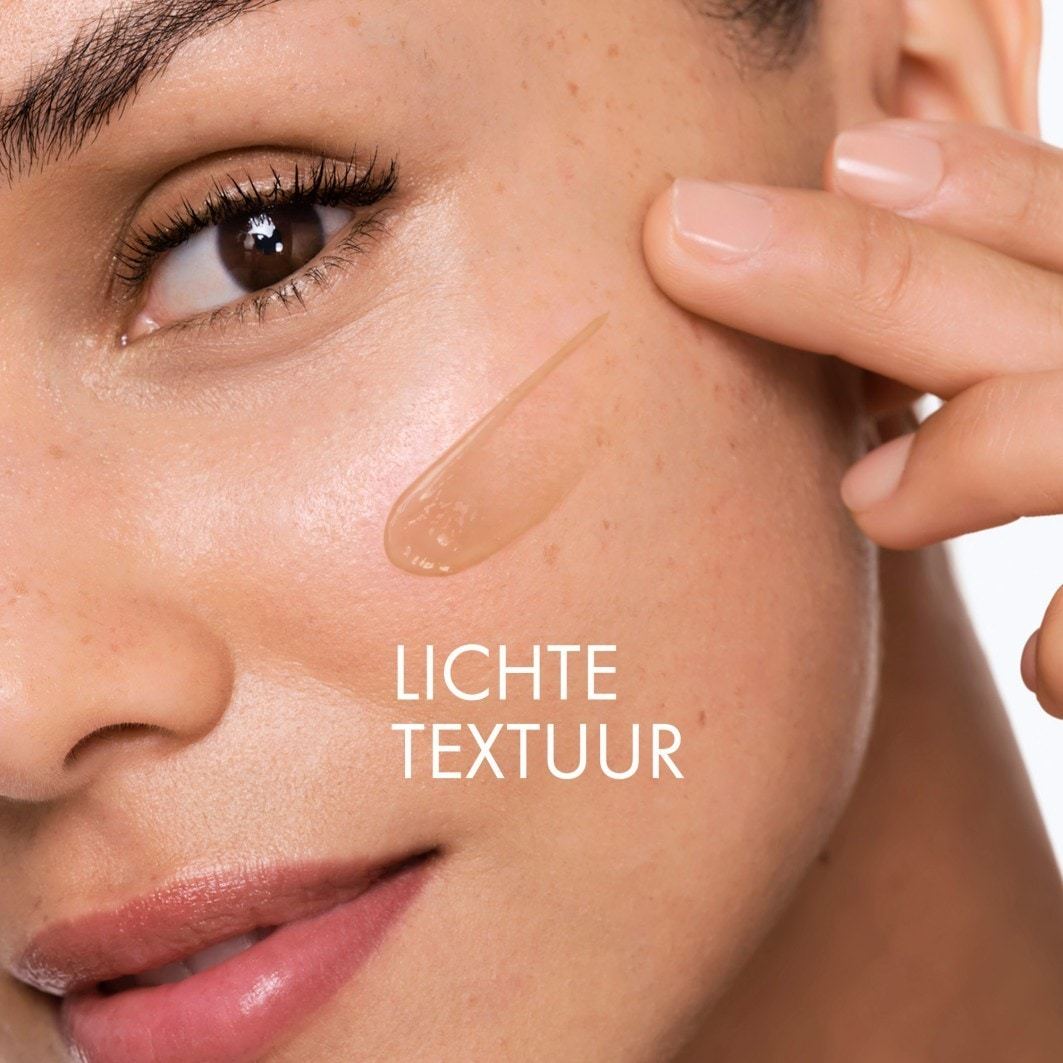 „Vichy Capital Soleil“ apsauginis kremas nuo saulės nuo saulės „UV-Age Daily SPF 50+“ – 40 ml