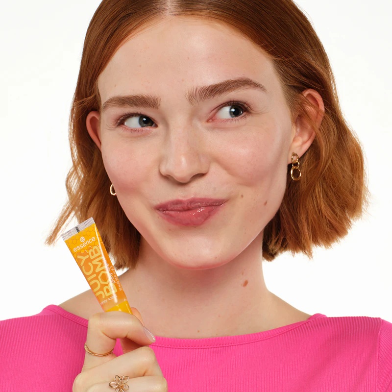 „Essence Juicy Bomb“ lūpų blizgis